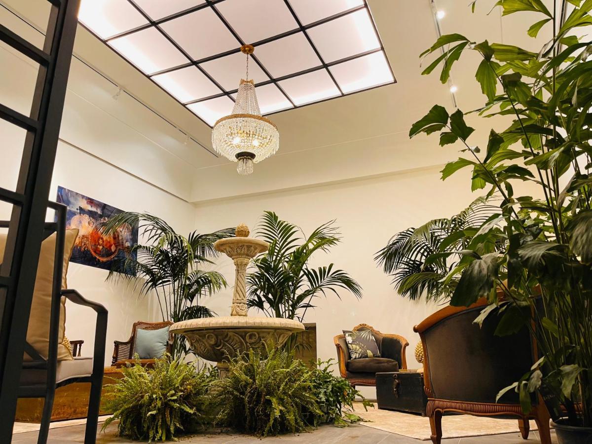 Palazzo Del Poeta - Dimora Contemporanea Hotel Palermo Bagian luar foto